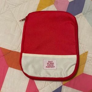 Electronics pouch organizer